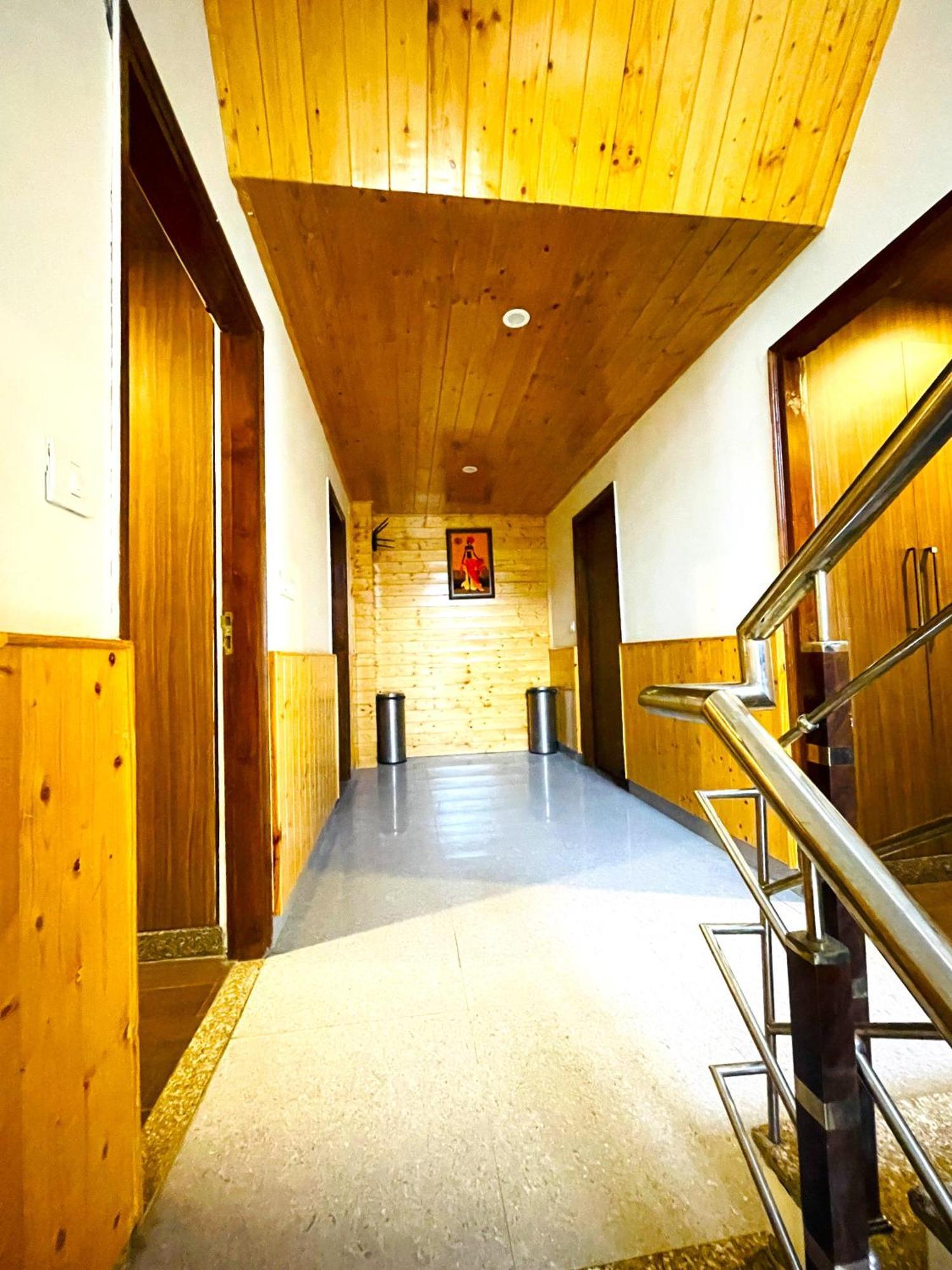 Simsa Heights Manali Hotel Exterior photo